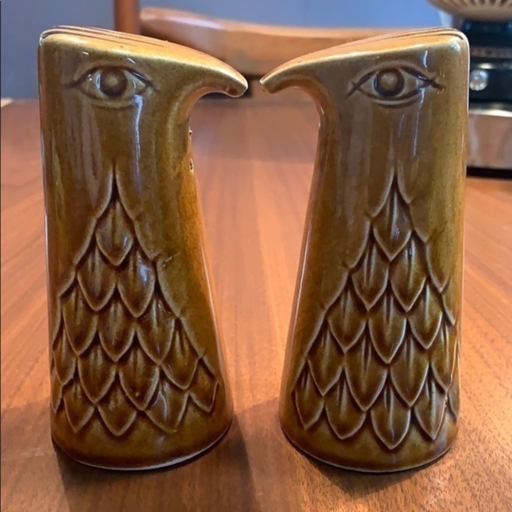 Mid Century Modern Hawk/Eagle Salt Pepper Shakers